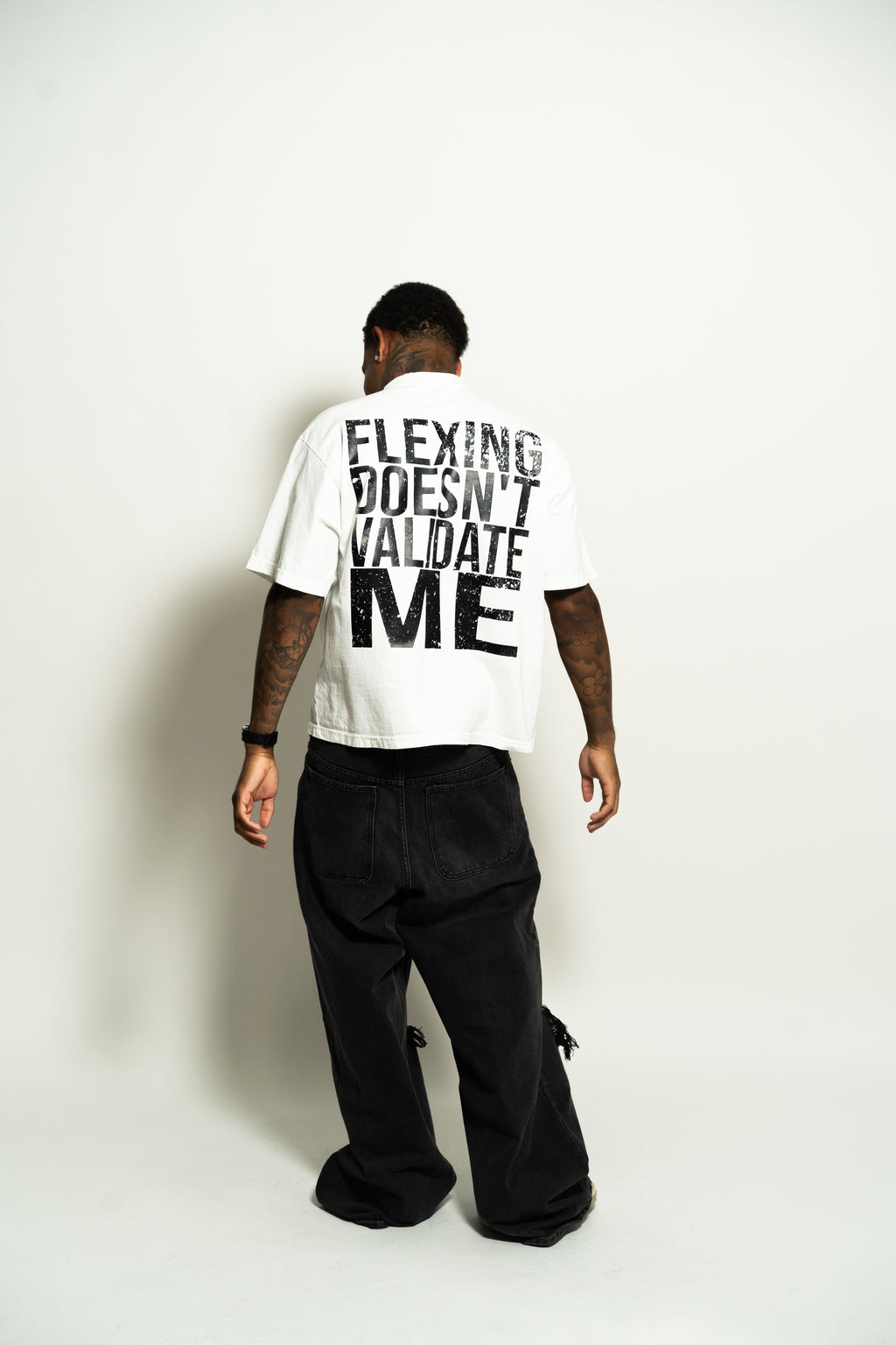 Flexing Doesn't Validate Me T-shirt White