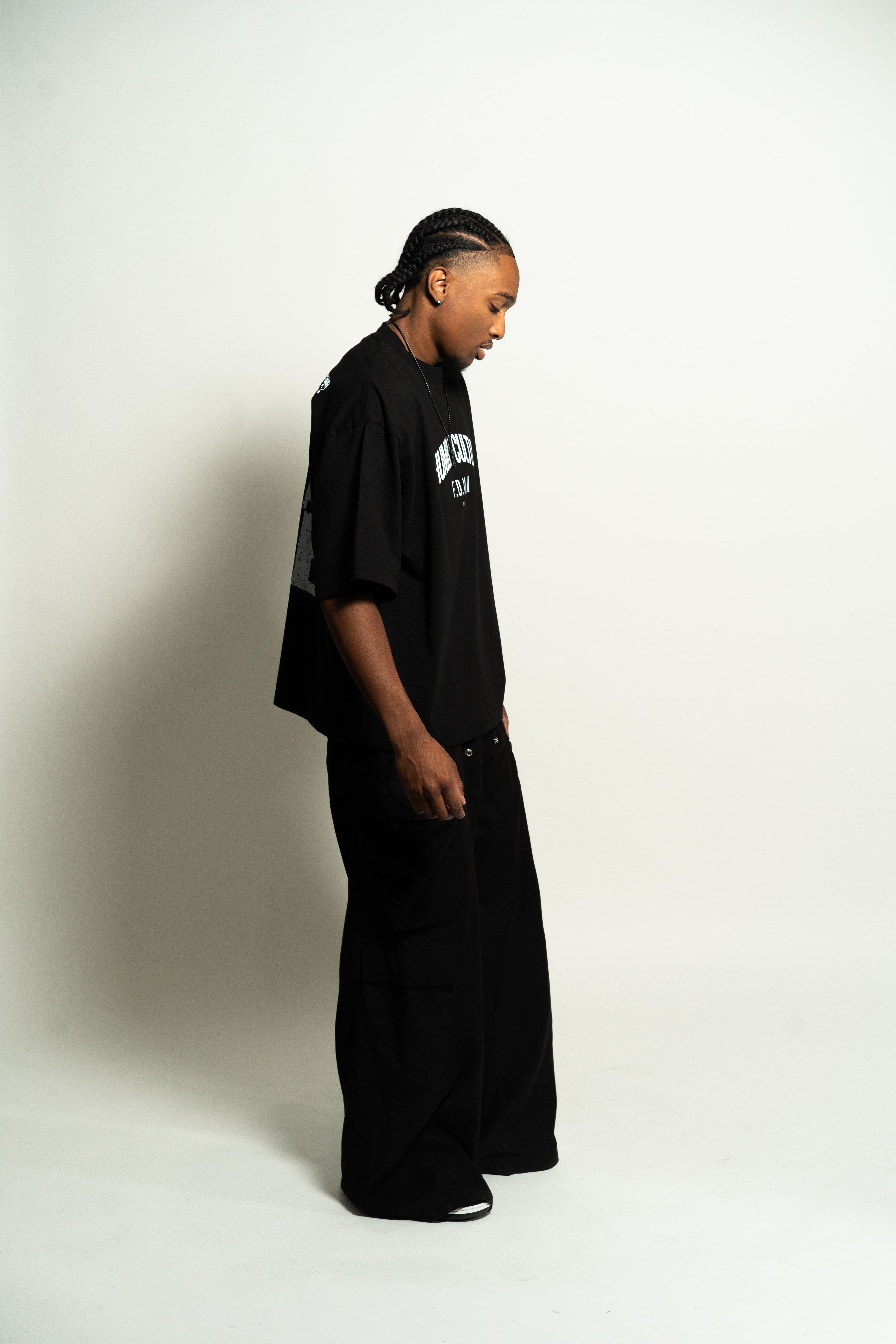 Flexing Doesn't Validate Me T-shirt Black – Humble Culture